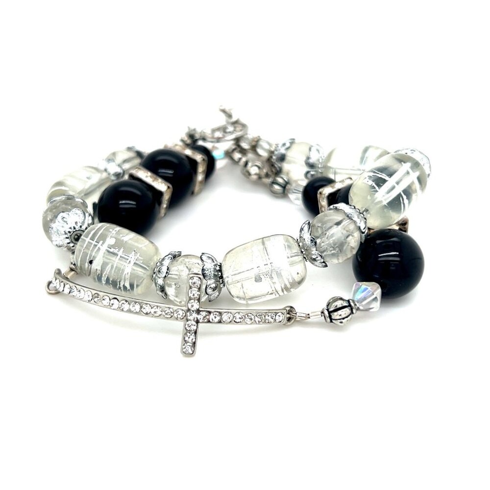 2 Bracelets (C)‎
